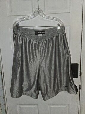Nike Basketball Shorts XXL Silver